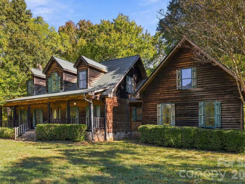 1130 Beamguard Road, Clover, SC 29710.  MLS# CAR4436706, YatesRealty ID 58241. 
