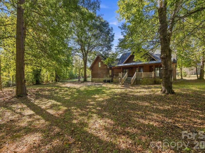 1130 Beamguard Road, Clover, SC 29710.  MLS# CAR4436706, YatesRealty ID 58241. 