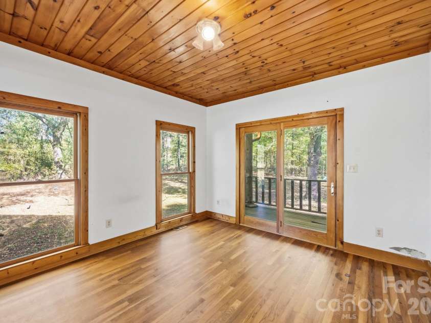 1130 Beamguard Road, Clover, SC 29710.  MLS# CAR4436706, YatesRealty ID 58241. Dinning Room