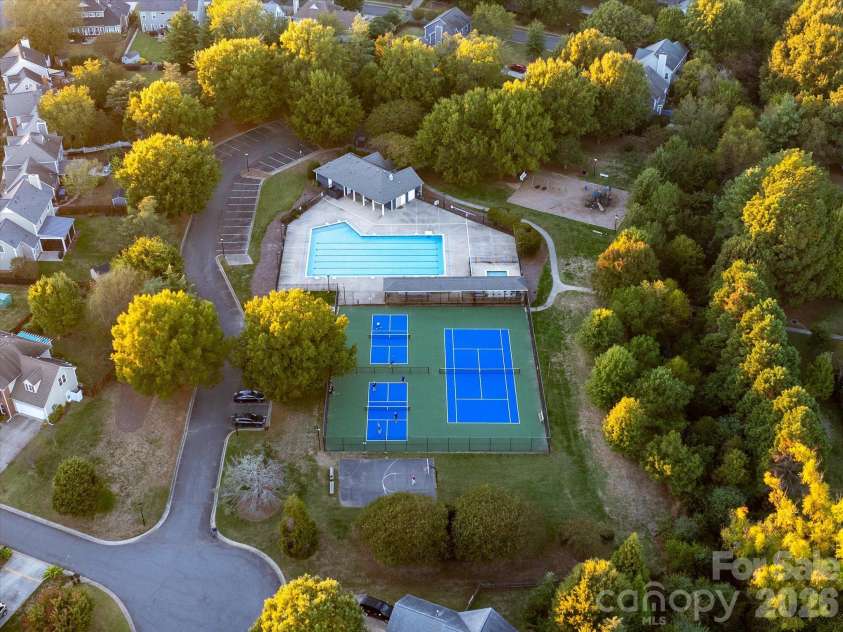 9301 Lindahi Lane, Charlotte, NC 28277.  MLS# CAR4437252, YatesRealty ID 58247. 