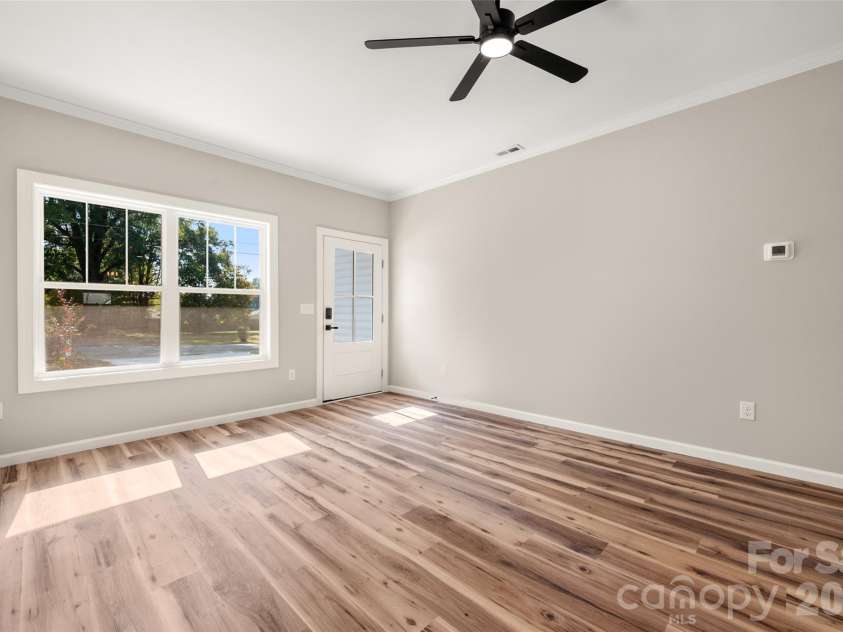 302 Sycamore Avenue, Concord, NC 28025.  MLS# CAR4435237, YatesRealty ID 58251. 