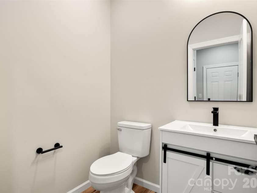 302 Sycamore Avenue, Concord, NC 28025.  MLS# CAR4435237, YatesRealty ID 58251. 