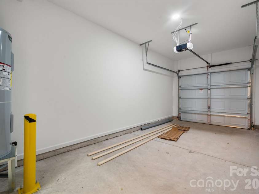 302 Sycamore Avenue, Concord, NC 28025.  MLS# CAR4435237, YatesRealty ID 58251. 