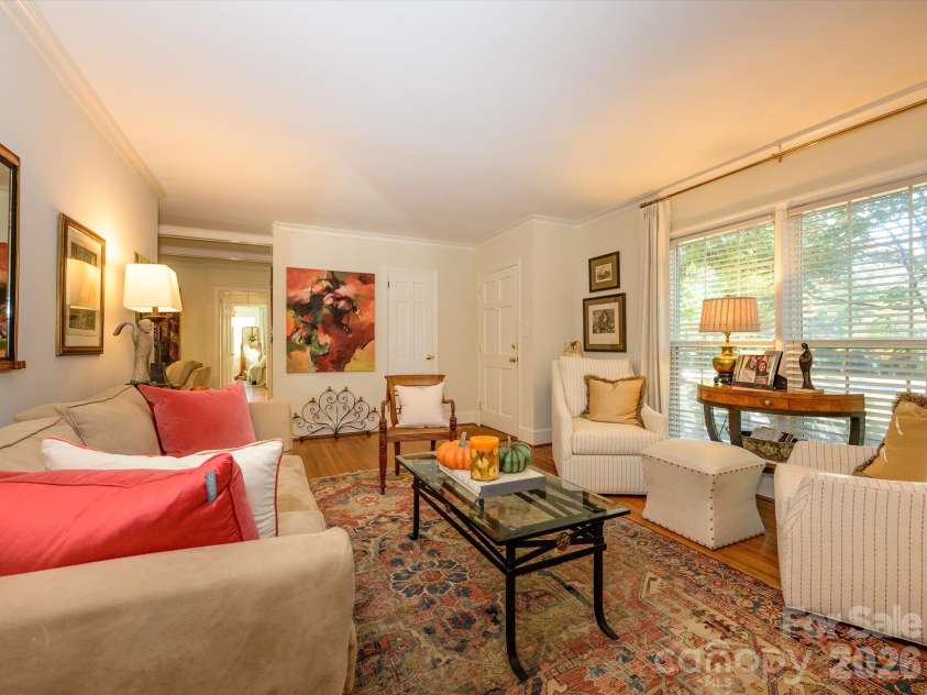 3833 Sulkirk Road, Charlotte, NC 28210.  MLS# CAR4437046, YatesRealty ID 58258. 