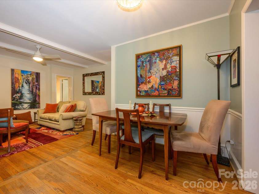 3833 Sulkirk Road, Charlotte, NC 28210.  MLS# CAR4437046, YatesRealty ID 58258. 
