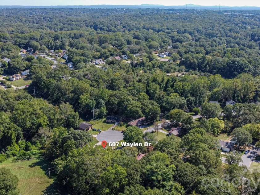 607 Waylen Street, Shelby, NC 28150.  MLS# CAR4305299, YatesRealty ID 5826. 