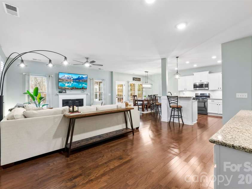 1230 Hideaway Gulch Drive, Fort Mill, SC 29715.  MLS# CAR4349933, YatesRealty ID 5827. 