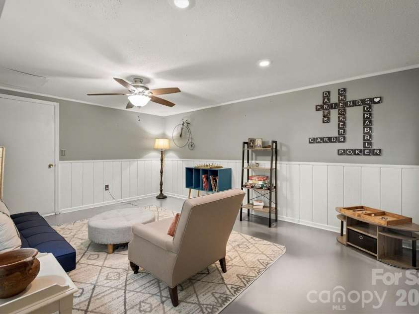 2010 Eastbrook Circle, Morganton, NC 28655.  MLS# CAR4433633, YatesRealty ID 58271. 