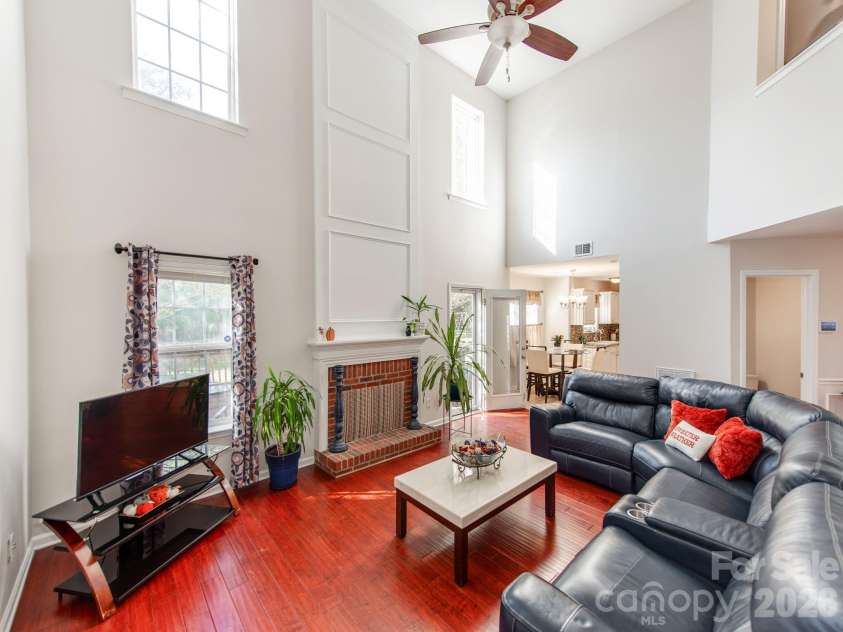 7707 Nicolette Court, Charlotte, NC 28215.  MLS# CAR4430418, YatesRealty ID 58273. 