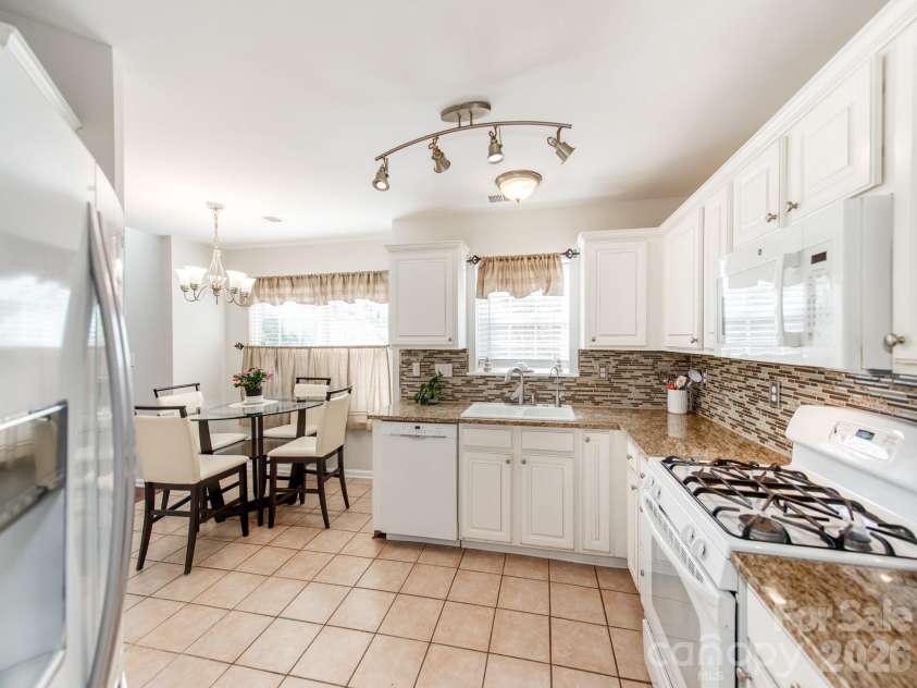 7707 Nicolette Court, Charlotte, NC 28215.  MLS# CAR4430418, YatesRealty ID 58273. 