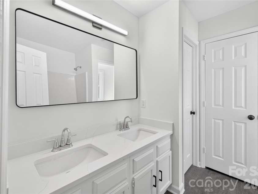 12108 Parks Farm Lane, Charlotte, NC 28277.  MLS# CAR4436118, YatesRealty ID 58274. 