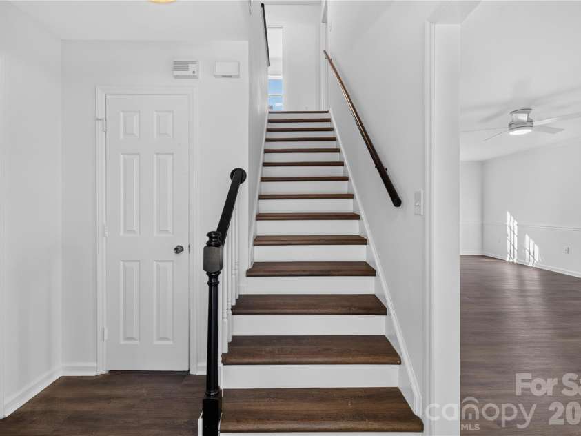 12108 Parks Farm Lane, Charlotte, NC 28277.  MLS# CAR4436118, YatesRealty ID 58274. 