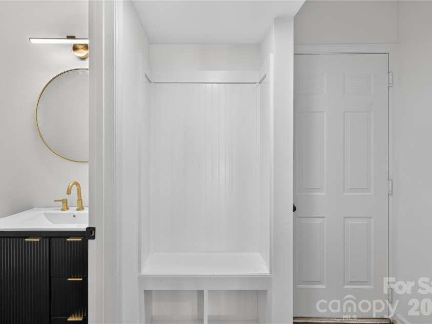 12108 Parks Farm Lane, Charlotte, NC 28277.  MLS# CAR4436118, YatesRealty ID 58274. 