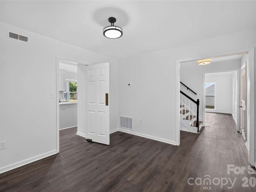 12108 Parks Farm Lane, Charlotte, NC 28277.  MLS# CAR4436118, YatesRealty ID 58274. 