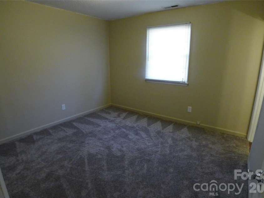 133 Windward Circle, Mocksville, NC 27028.  MLS# CAR4436625, YatesRealty ID 58278. 