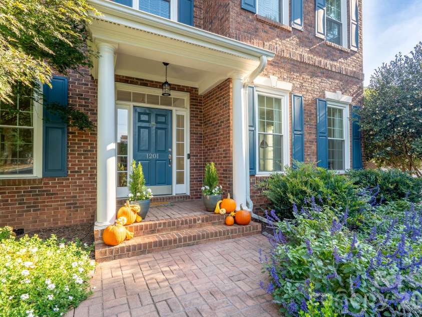 1201 Beckford Glen Drive, Waxhaw, NC 28173.  MLS# CAR4435419, YatesRealty ID 58281. 