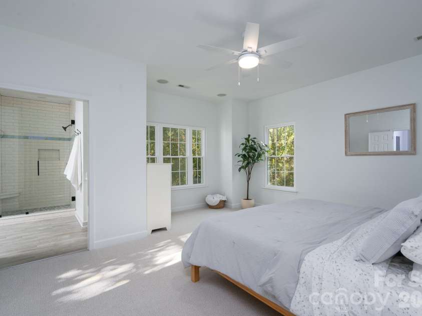 1201 Beckford Glen Drive, Waxhaw, NC 28173.  MLS# CAR4435419, YatesRealty ID 58281. 