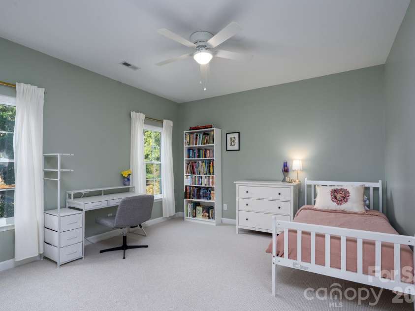 1201 Beckford Glen Drive, Waxhaw, NC 28173.  MLS# CAR4435419, YatesRealty ID 58281. 