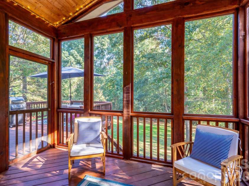 1201 Beckford Glen Drive, Waxhaw, NC 28173.  MLS# CAR4435419, YatesRealty ID 58281. 