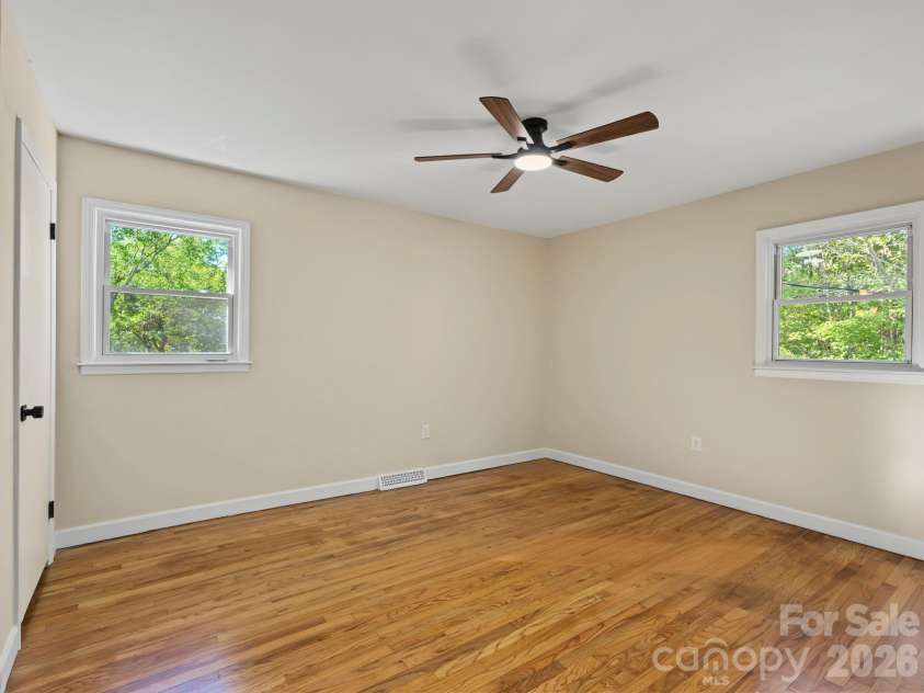 590 Crestmont Drive, Concord, NC 28025.  MLS# CAR4437299, YatesRealty ID 58284. 