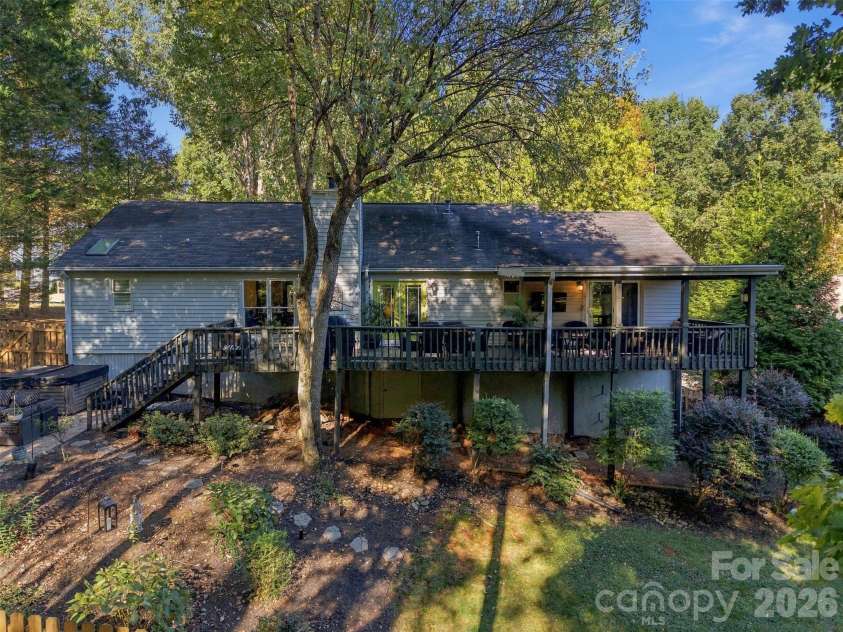 4131 Koala Circle, Tega Cay, SC 29708.  MLS# CAR4436836, YatesRealty ID 58285. 
