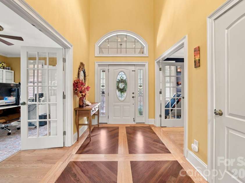 6026 Stonepath Lane, Waxhaw, NC 28173.  MLS# CAR4431523, YatesRealty ID 58286. 