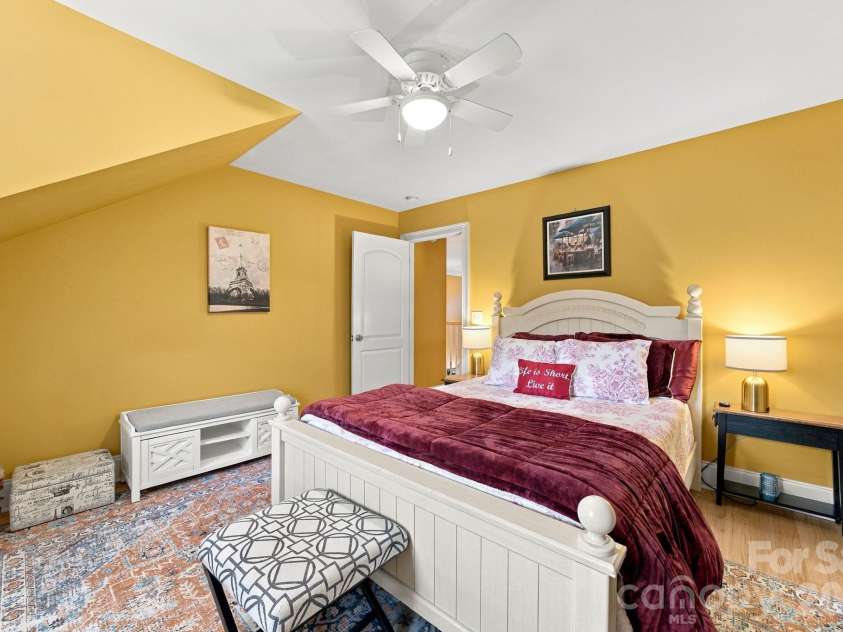 6026 Stonepath Lane, Waxhaw, NC 28173.  MLS# CAR4431523, YatesRealty ID 58286. 