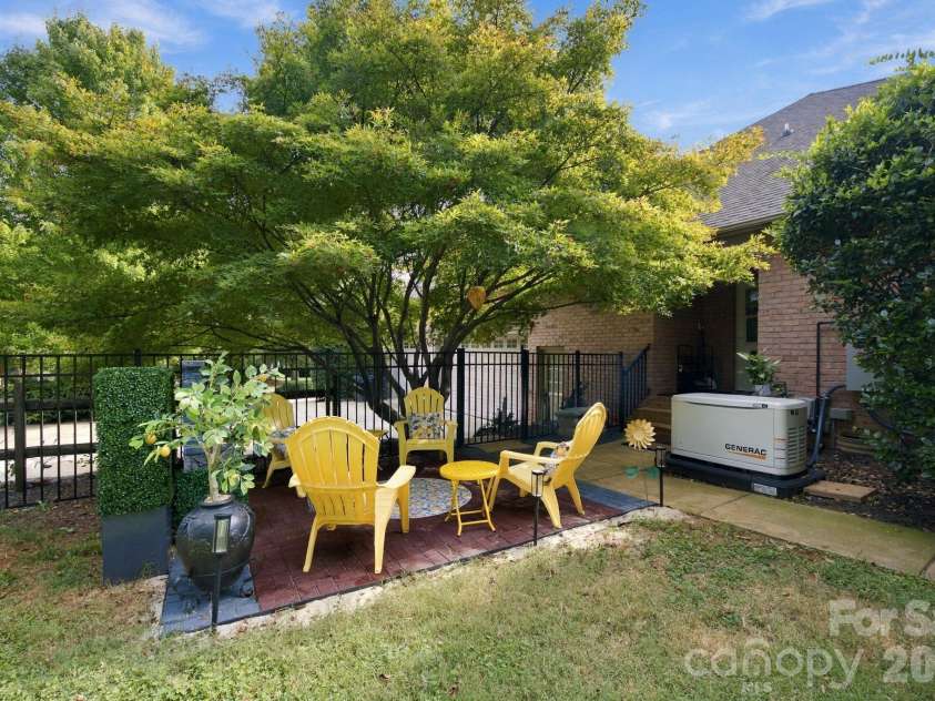 6026 Stonepath Lane, Waxhaw, NC 28173.  MLS# CAR4431523, YatesRealty ID 58286. 