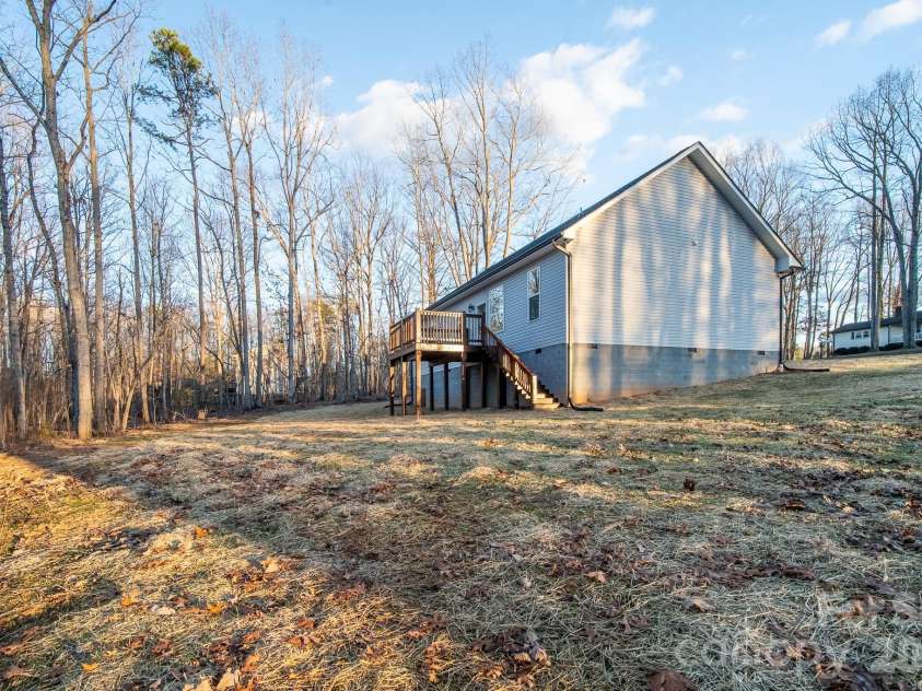 4000 Hoke Street, Claremont, NC 28610.  MLS# CAR4325684, YatesRealty ID 5829. 