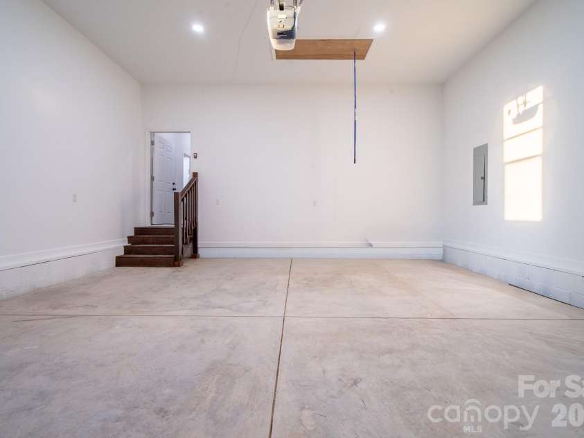 4000 Hoke Street, Claremont, NC 28610.  MLS# CAR4325684, YatesRealty ID 5829. 