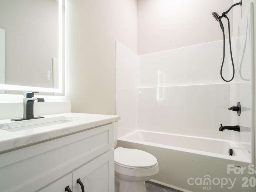 4000 Hoke Street, Claremont, NC 28610.  MLS# CAR4325684, YatesRealty ID 5829. Hall bath