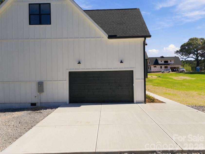 9140 Smith Road, Kannapolis, NC 28081.  MLS# CAR4437349, YatesRealty ID 58291. 