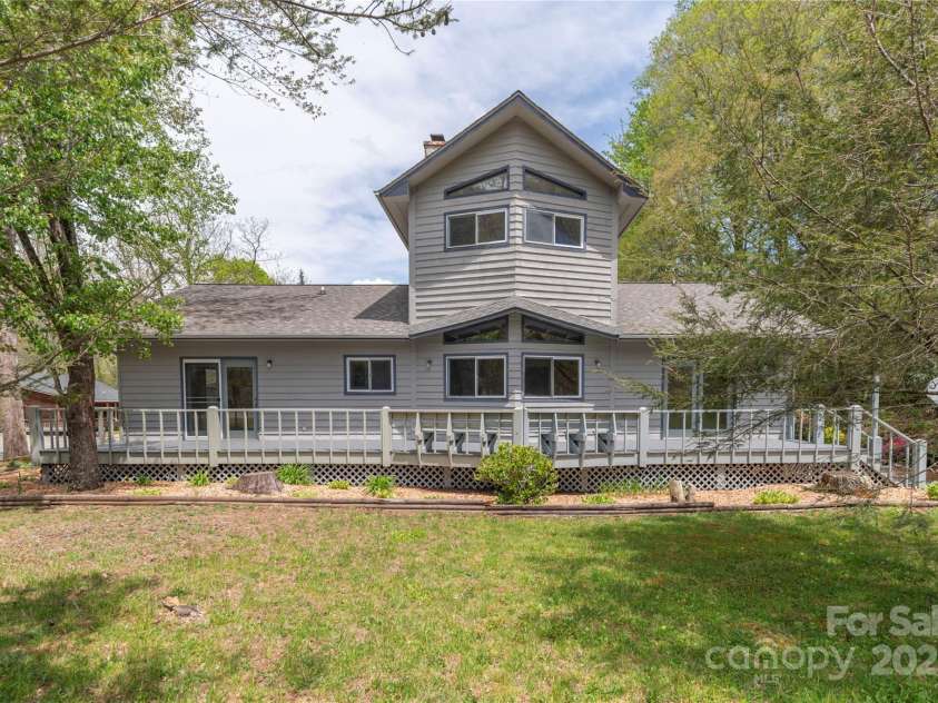 287 Caldwell Drive, Maggie Valley, NC 28751.  MLS# CAR4248153, YatesRealty ID 583. 