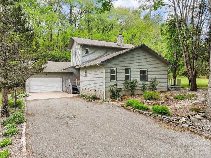 287 Caldwell Drive, Maggie Valley, NC 28751.  MLS# CAR4372019, YatesRealty ID 583. 
