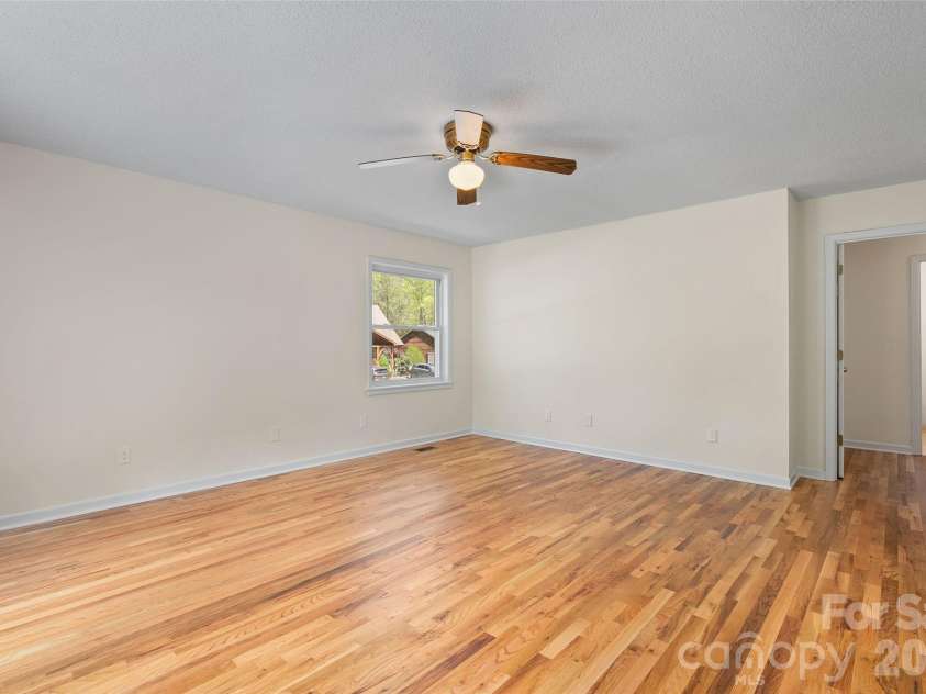 287 Caldwell Drive, Maggie Valley, NC 28751.  MLS# CAR4372019, YatesRealty ID 583. 
