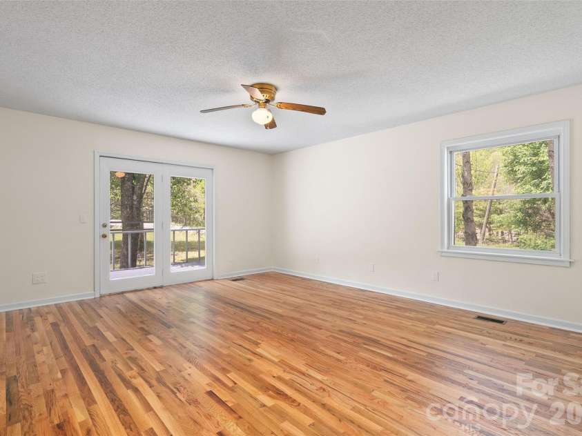 287 Caldwell Drive, Maggie Valley, NC 28751.  MLS# CAR4372019, YatesRealty ID 583. 