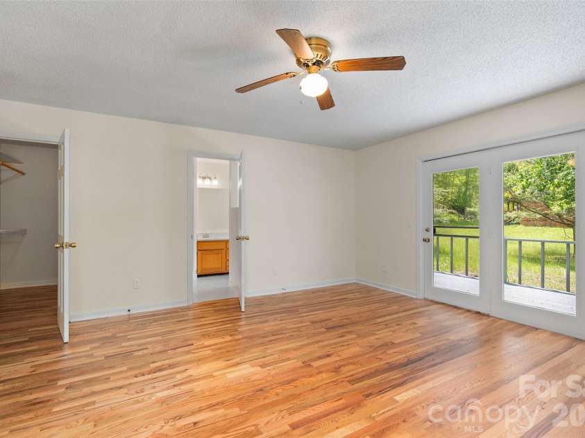 287 Caldwell Drive, Maggie Valley, NC 28751.  MLS# CAR4372019, YatesRealty ID 583. 
