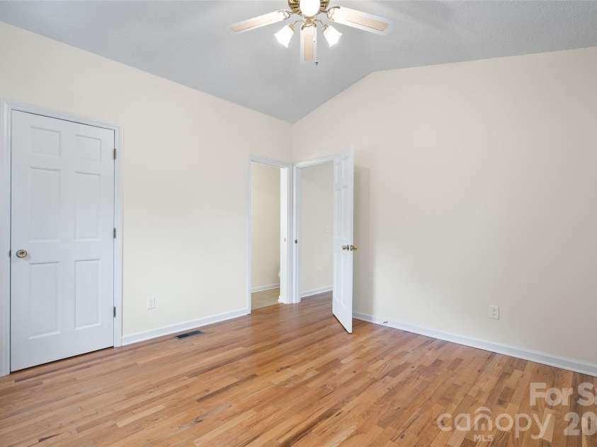 287 Caldwell Drive, Maggie Valley, NC 28751.  MLS# CAR4372019, YatesRealty ID 583. 