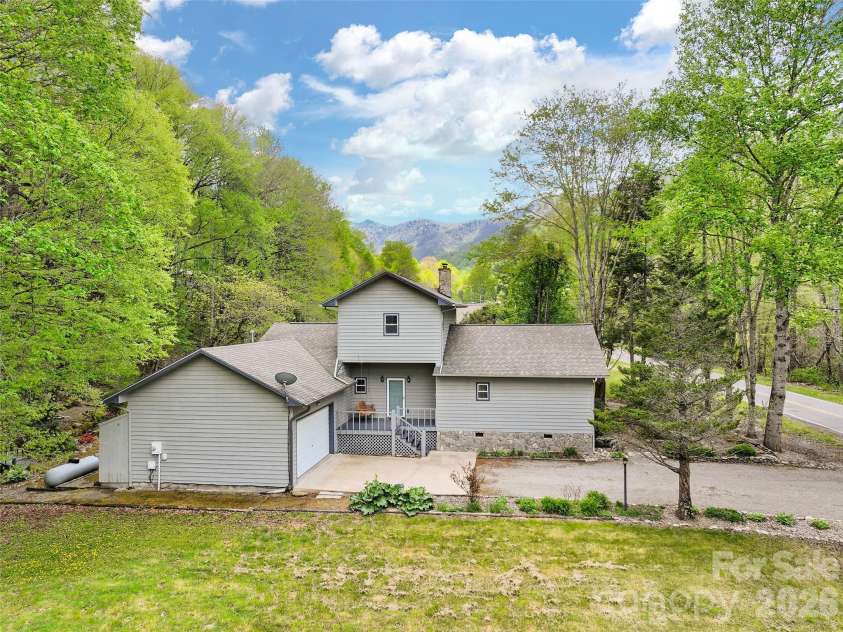 287 Caldwell Drive, Maggie Valley, NC 28751.  MLS# CAR4372019, YatesRealty ID 583. 