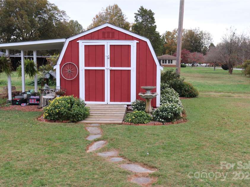 129 Ann Street, Salisbury, NC 28146.  MLS# CAR4208432, YatesRealty ID 5830. 