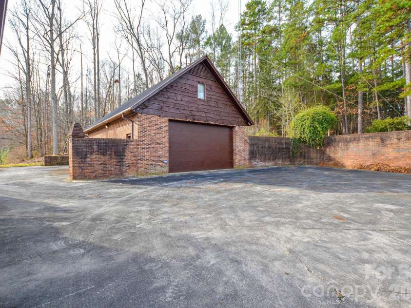 6910 Nc Hwy 49 Highway, Mount Pleasant, NC 28124.  MLS# CAR4342753, YatesRealty ID 5830. Detached Garage