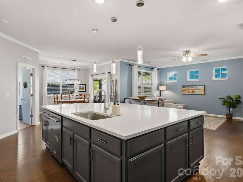 15415 Davidson East Drive, Davidson, NC 28036.  MLS# CAR4435063, YatesRealty ID 58300. 