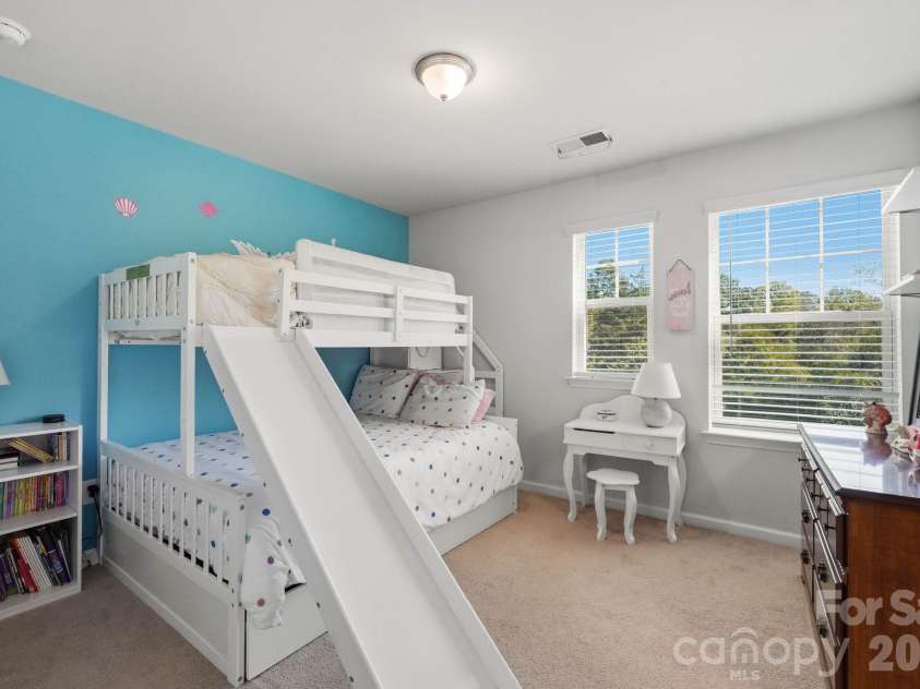 15415 Davidson East Drive, Davidson, NC 28036.  MLS# CAR4435063, YatesRealty ID 58300. 