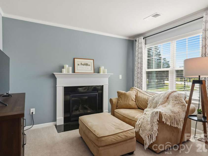 15415 Davidson East Drive, Davidson, NC 28036.  MLS# CAR4435063, YatesRealty ID 58300. 