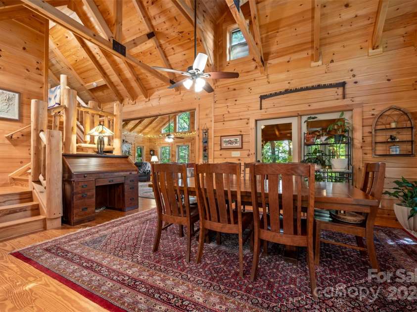 136 Knob Lane, Lake Lure, NC 28746.  MLS# CAR4177604, YatesRealty ID 5831. 