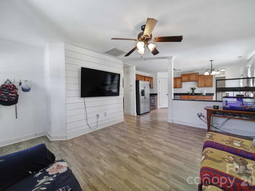 41 Saint Mary Avenue, Concord, NC 28025.  MLS# CAR4353345, YatesRealty ID 5831. 