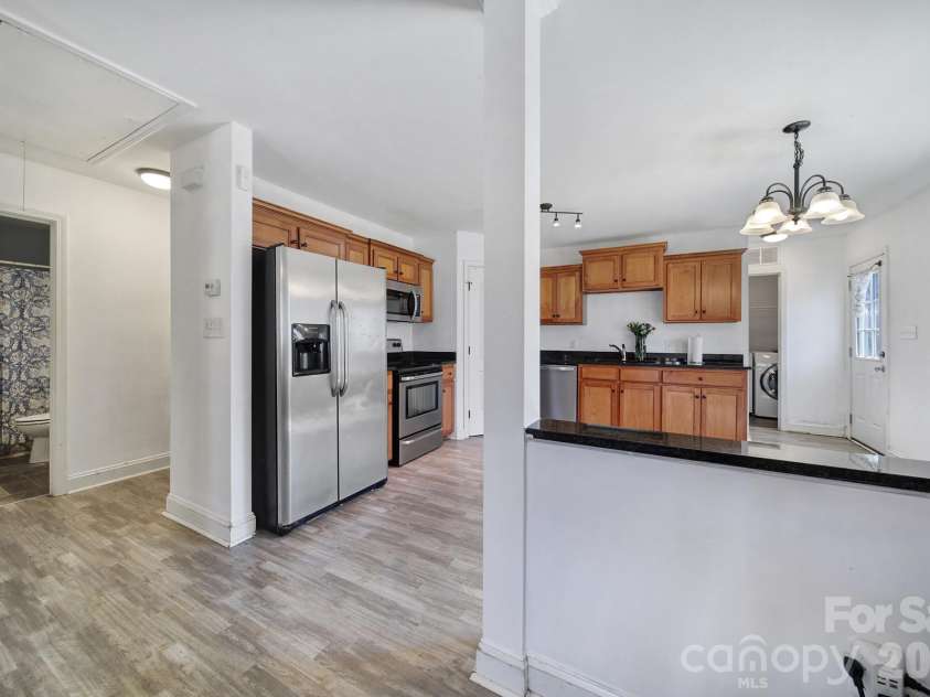 41 Saint Mary Avenue, Concord, NC 28025.  MLS# CAR4353345, YatesRealty ID 5831. 
