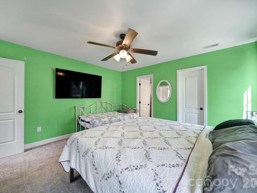 41 Saint Mary Avenue, Concord, NC 28025.  MLS# CAR4353345, YatesRealty ID 5831. 