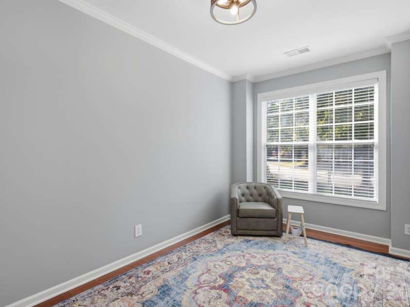 8424 Loxton Circle, Charlotte, NC 28214.  MLS# CAR4435879, YatesRealty ID 58311. 