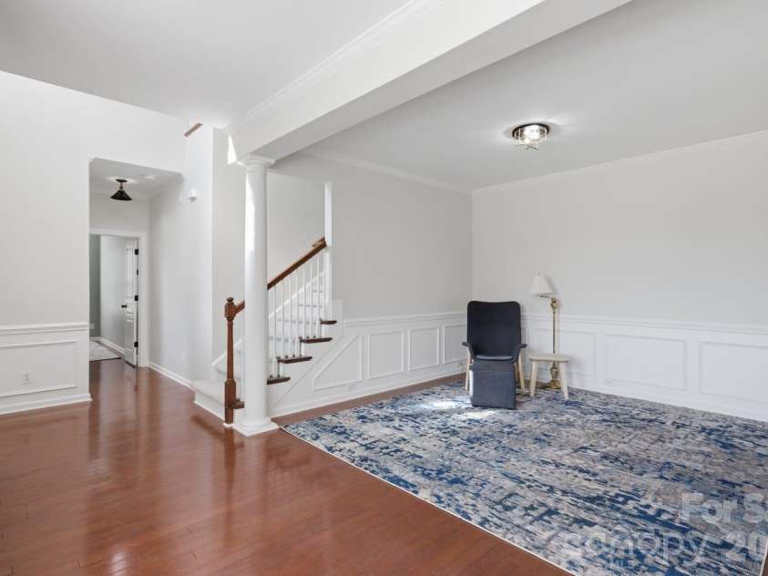8424 Loxton Circle, Charlotte, NC 28214.  MLS# CAR4435879, YatesRealty ID 58311. 